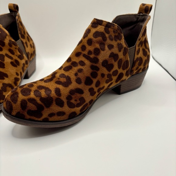 Pierre Dumas Kenzie 2 Leopard Print Slip On Ankle Boots Womens New in Box Boho - Picture 10 of 16